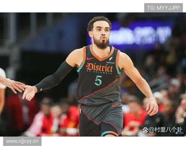 [CBA]卡里克-琼斯助攻 吴前底角三分空心入网.